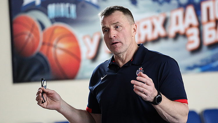 Тренеры ЦСКА провели семинар в Минске