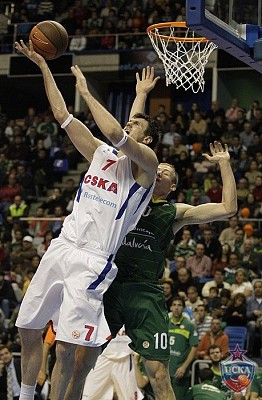 Дариуш Лавринович (фото М. Сербин, cskabasket.com)