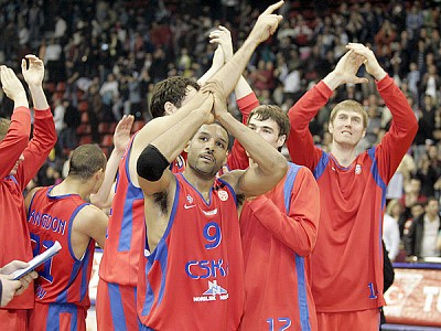 CSKA sanks for fans (photo M. Serbin)