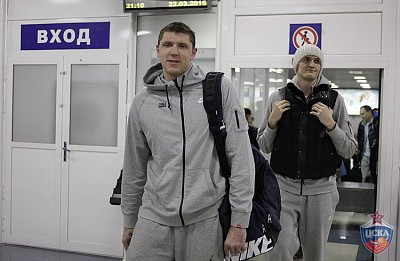 Виктор ряпа и Андрей Кириленко (фото: М. Сербин, cskabasket.com)