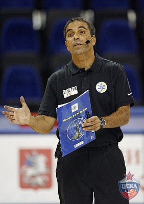 Йорам Менахем (фото М. Сербин, cskabasket.com)