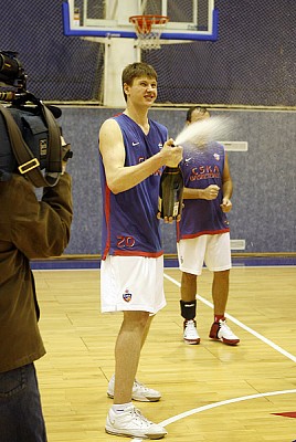 Андрей Воронцевич стал лучшим игроком турнира (фото М. Сербин)