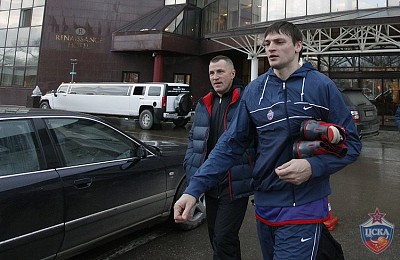 Евгений Бурин и Алексей Зозулин (фото: М. Сербин, cskabasket.com)