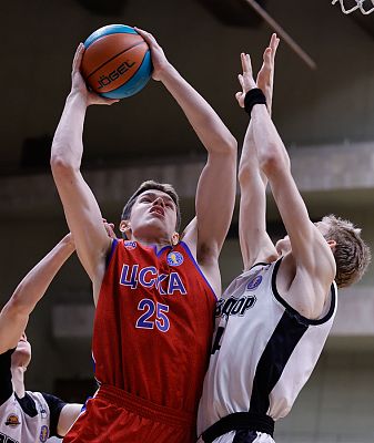  Данил Корень (фото: Т. Макеева, cskabasket.com)