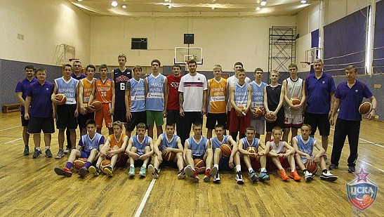 Зозулин и Мицов провели мастер-класс для «Команды мечты»