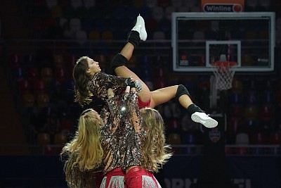 CSKA Dance Team (photo: T. Makeeva, cskabasket.com)