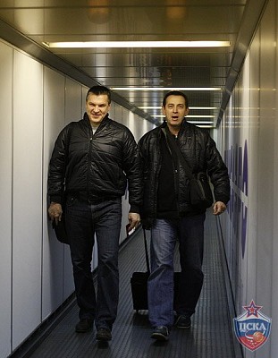 Евгений Пашутин и Иван Еремич (фото М. Сербин, cskabasket.com)