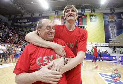 Андрей Кириленко и Аскер Барчо (фото: М. Сербин, cskabasket.com)