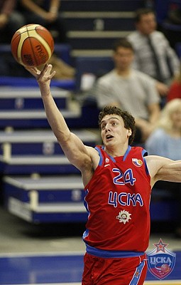 Александр Каун (фото М. Сербин, cskabasket.com)