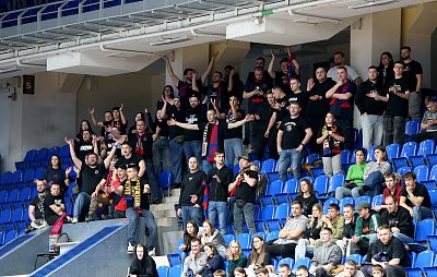 Болельщики ЦСКА (фото: М. Сербин, cskabasket.com)
