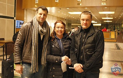 Theodoros Papaloukas, Furaeva Natalia and Andrey Vatutin (photo: M. Serbin, cskabasket.com)