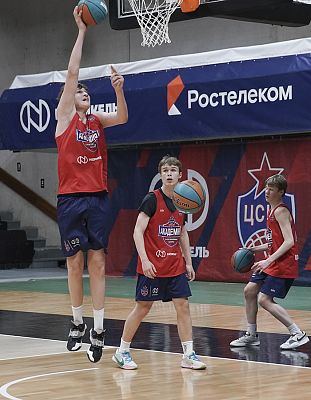 (фото: Т. Макеева, cskabasket.com)