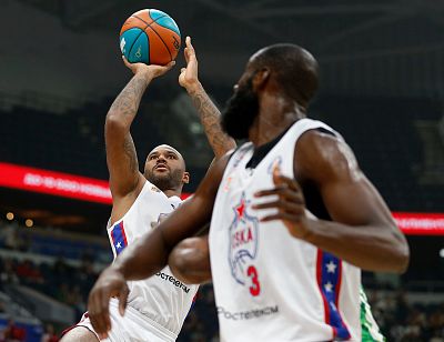 Амат М'Бай (фото: М. Сербин, cskabasket.com)