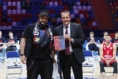 (фото: М. Сербин, cskabasket.com)