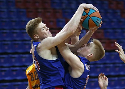 Дмитрий Халтурин и Александр Мальцев (фото: М. Сербин, cskabasket.com)