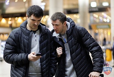Антон Юдин и Виталий Фридзон (фото: М. Сербин, cskabasket.com)