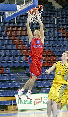 Артур Уразманов (фото cskabasket.com)