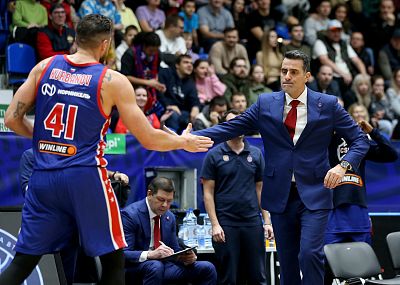Никита Курбанов и Андреас Пистиолис (фото: М. Сербин, cskabasket.com)