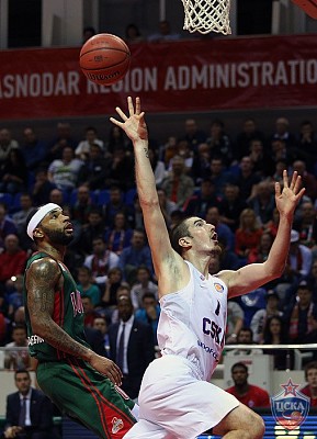 Нандо Де Коло (фото: М. Сербин, cskabasket.com)