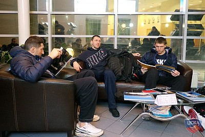 Nikita Kurbanov, Vitaly Fridzon and Victor Khryapa (photo: M. Serbin, cskabasket.com)