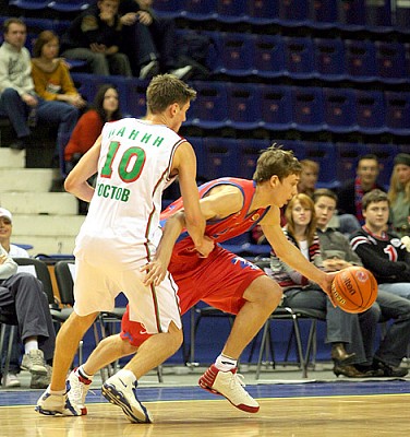 Vasiliy Zavoruev vs Vadim Panin (photo M. Serbin)