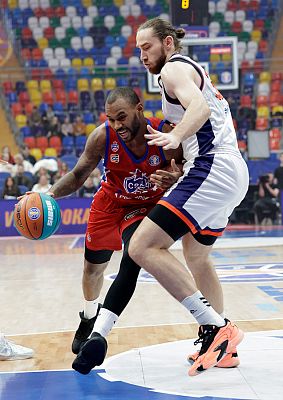 Амат М'Бай (фото: Т. Макеева, cskabasket.com)