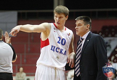 Андрей Воронцевич и Евгений Пашутин (фото М. Сербин, cskabasket.com)