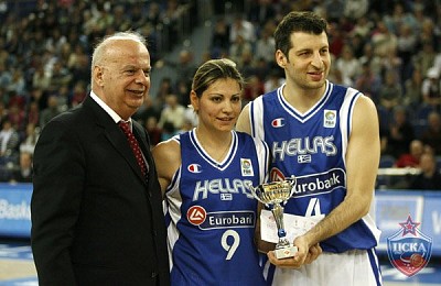 Георгос Вассилакопуло, Эви Малци и Теодорос Папалукас (фото М. Сербин, cskabasket.com)