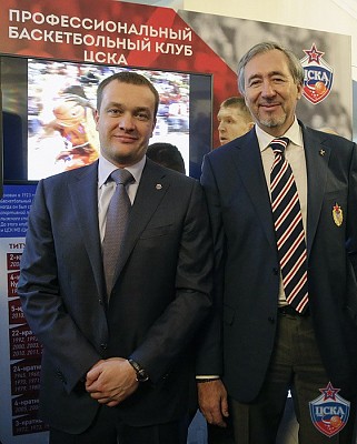 Андрей Ватутин и Сергей Тараканов (фото: Т. Макеева, cskabasket.com)