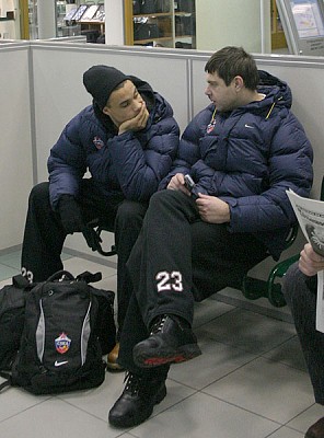 Траджан Лэнгдон и Андрей Щепанков (фото cskabasket.com)