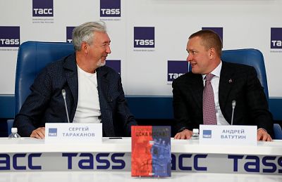 Сергей Тараканов и Андрей Ватутин (фото: М. Сербин, cskabasket.com)