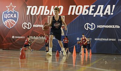 (фото: Т. Макеева, cskabasket.com)