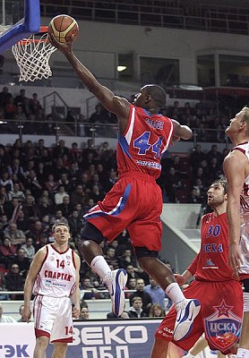 Джамонт Гордон (фото М. Сербин, cskabasket.com)