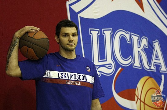 CSKA signed Vladimir Micov