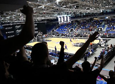 Болельщики ЦСКА (фото: М. Сербин, cskabasket.com)
