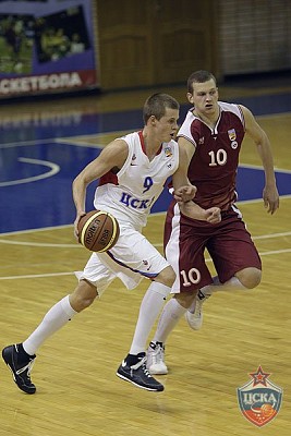 Артем Горланов (фото М. Сербин, cskabasket.com)