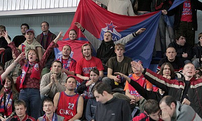 Болельщики ЦСКА перекричали весь зал (фото Т.Макеева)