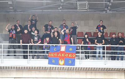 Болельщики ЦСКА (фото: М. Сербин, cskabasket.com)