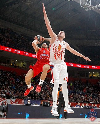 Майк Джеймс (фото: М. Сербин, cskabasket.com)