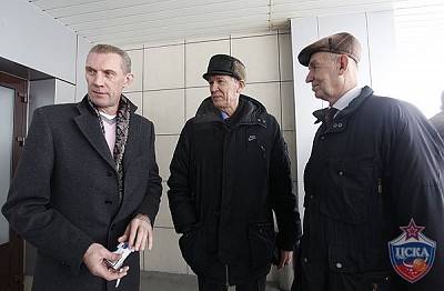 Анатолий Мышкин, Алжан Жармухамедов и Виктор Зубков (фото М. Сербин, cskabasket.com)