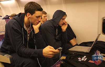 Иван Раденович и Зоран Планинич (фото М. Сербин, cskabasket.com)