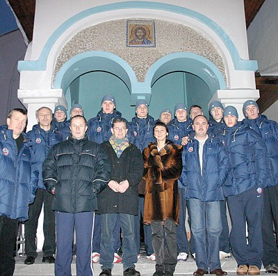 Первый день в Заполярье ЦСКА начал с посещения храма  (фото cskabasket.com)