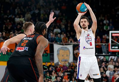 Антон Астапкович (фото: М. Сербин, cskabasket.com)