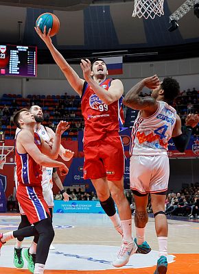 Лука Митрович (фото: Т. Макеева, cskabasket.com)