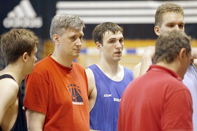 Андрей Мальцев и Никита Шабалкин (фото cskabasket.com)