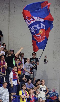 CSKA fans (photo Y. Kuzmin, cskabasket.com)