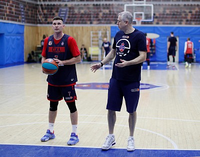 Ivan Ukhov and Emil Rajkovic (photo: M. Serbin, cskabasket.com)