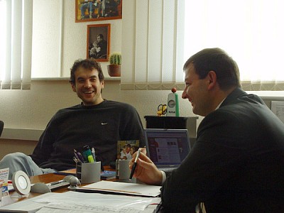 В кабинете генерального директора (фото cskabasket.com)