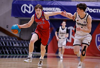  Егор Колесник (фото: Т. Макеева, cskabasket.com)