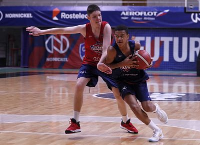 (фото: М. Сербин, cskabasket.com)